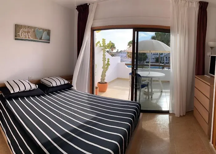 Bright With Pool In Tenerife South Lejlighed *