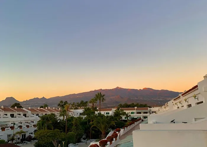 Bright With Pool In Tenerife South Lejlighed *