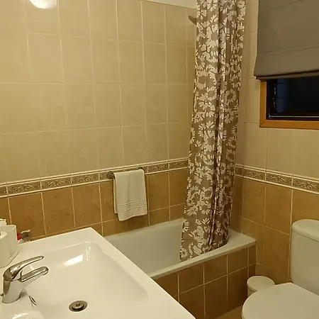 Bright With Pool In Tenerife South Apartamento *